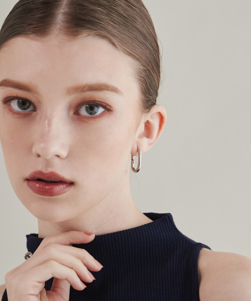 ciite' surgical stainless（シーテサージカルステンレス）の「【 金属アレルギー対応 】 オーバルフープピアス サージカルステンレス   (両耳用)（ピアス（両耳用）・レディース・シルバー/ゴールド/ピンクゴールド・FREE）」の8枚目の写真