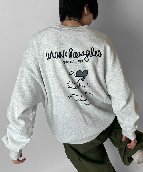 Mark Gonzales（マーク・ゴンザレス）の「別注 ビッグシルエット イラストバックプリント プルオーバースウェット カットソー ユニセックス 【MARK GONZALES / マークゴンザレス】（スウェット・メンズ・ベージュ/ミント/グリーン系その他/ブルー系その他/グリーン系その他2/ホワイト系その他/ブラック系その他4/ホワイト/ブラック系その他2/ブルー系その他2/ブルー系その他4/ブラック/ブラック系その他/ホワイト系その他2/ホワイト系その他4/ブラック系その他3/ホワイト系その他3/ライトグレー系5/ブラック系その他7/ライトグレー系6/ライトグレー系7/ブラック系その他6/ブラック系1/ブラック系その他5/ライトグレー系1/ホワイト系その他5/ホワイト系その他6/ホワイト系その他7/ホワイト系1・XL/M/L）」の19枚目の写真