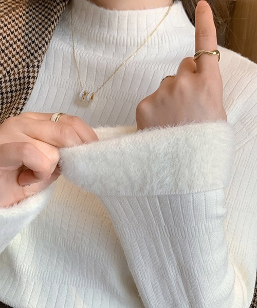 Miniministore（ミニミニストア）の「裏起毛 プチハイネックニットトップス厚手（ニット/セーター・レディース・オフホワイト/ブラック/ベージュ/モスグリーン/ブラウン・FREE）」の10枚目の写真