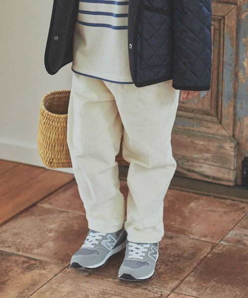 URBAN RESEARCH DOORS（アーバンリサーチドアーズ）の「コーデュロイタックパンツ(KIDS)（その他パンツ・キッズ・アイボリー/モカ・105/120/135）」の2枚目の写真