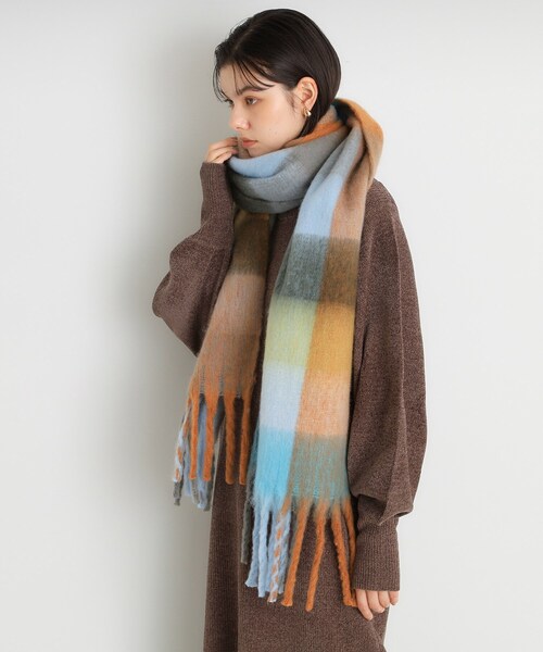 THE SHOP TK (ザ ショップ ティーケー )の「【@BAILA掲載】チェックフリンジマフラー(ストール/ショール・レディース・ブラック系1/キャメル/ベージュ系その他4/パープル系1・00)」の5枚目の写真