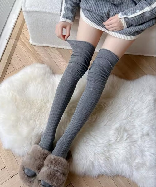 Port（ポート）の「【 antique andico / アンティーク アンディコ 】 切り替え くしゅくしゅ ニーハイ ソックス（ソックス/靴下・レディース・ブラック/グレー/ホワイト/ブラウン/モカ/カーキ/バーガンディー・FREE）」の3枚目の写真