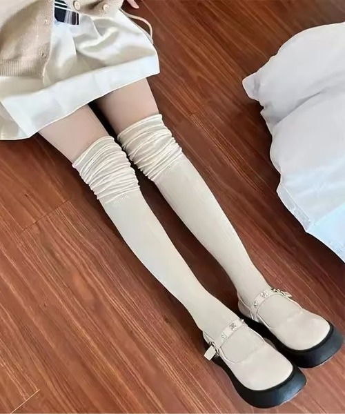 Port(ポート)の【 antique andico / アンティーク アンディコ 】 切り替え くしゅくしゅ ニーハイ ソックス(ソックス/靴下)