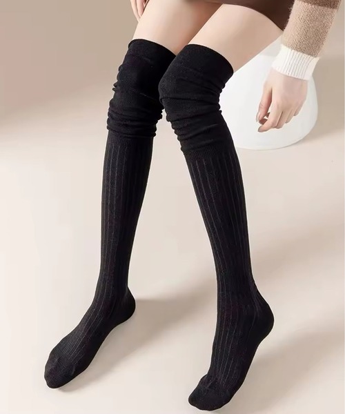 Port（ポート）の「【 antique andico / アンティーク アンディコ 】 切り替え くしゅくしゅ ニーハイ ソックス（ソックス/靴下・レディース・ブラック/グレー/ホワイト/ブラウン/モカ/カーキ/バーガンディー・FREE）」の2枚目の写真