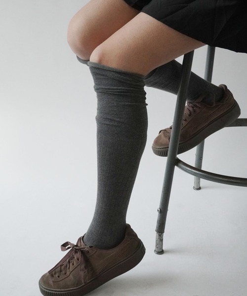 Port（ポート）の「【 antique andico / アンティーク アンディコ 】 切り替え くしゅくしゅ ニーハイ ソックス（ソックス/靴下・レディース・ブラック/グレー/ホワイト/ブラウン/モカ/カーキ/バーガンディー・FREE）」の16枚目の写真