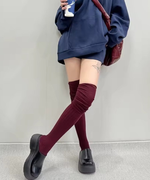 Port（ポート）の「【 antique andico / アンティーク アンディコ 】 切り替え くしゅくしゅ ニーハイ ソックス（ソックス/靴下・レディース・ブラック/グレー/ホワイト/ブラウン/モカ/カーキ/バーガンディー・FREE）」の20枚目の写真