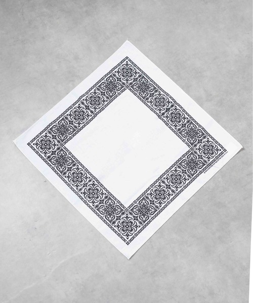 HAV-A-HANK(ハバハンク )の「【HAV-A-HANK】OPEN CENTER PAISLEY BANDANA(バンダナ/スカーフ・メンズ・ネイビー/レッド/ホワイト/ブラック・FREE)」の6枚目の写真