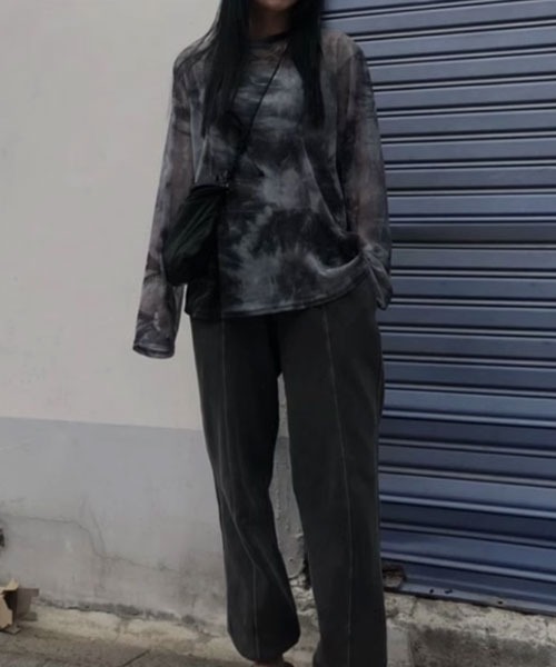 i-dare(アイディア)の「【i-dare】タイダイ柄 シアー 長袖 カットソー(Tシャツ/カットソー・レディース・チャコール・SMALL/MEDIUM/LARGE)」の4枚目の写真