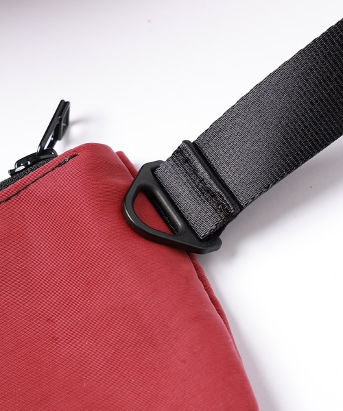 Dulcamara(ドゥルカマラ)の「Dulcamara x MДCЯOM∀ЦЯO / KAOS LIGHT - CRASH NYLON(バックパック/リュック・メンズ・ブラック/パープル/グレー・FREE)」の20枚目の写真