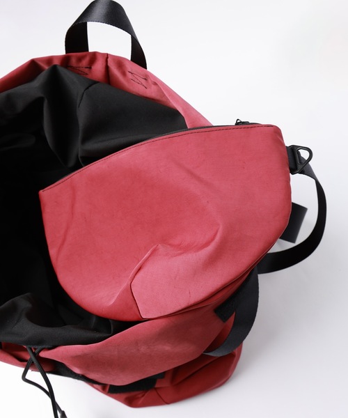 Dulcamara(ドゥルカマラ)の「Dulcamara x MДCЯOM∀ЦЯO / KAOS LIGHT - CRASH NYLON(バックパック/リュック・メンズ・ブラック/パープル/グレー・FREE)」の19枚目の写真