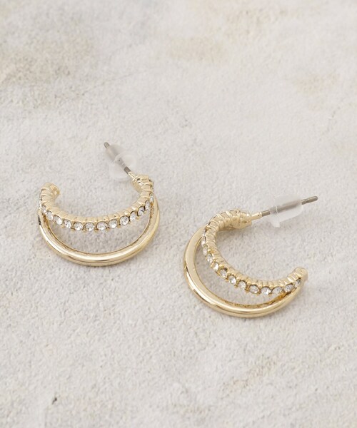 grove（グローブ）の「ラインストーンピアス【入卒対応可】（ピアス（両耳用）・レディース・シルバー/ピンクゴールド/ゴールド・00）」の2枚目の写真