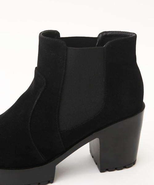 Chico（チコ）の「【who's who Chico】スエードサイドゴアブーツ（ブーツ・レディース・ブラウン/グレー/ブラック・LARGE/MEDIUM/SMALL）」の4枚目の写真