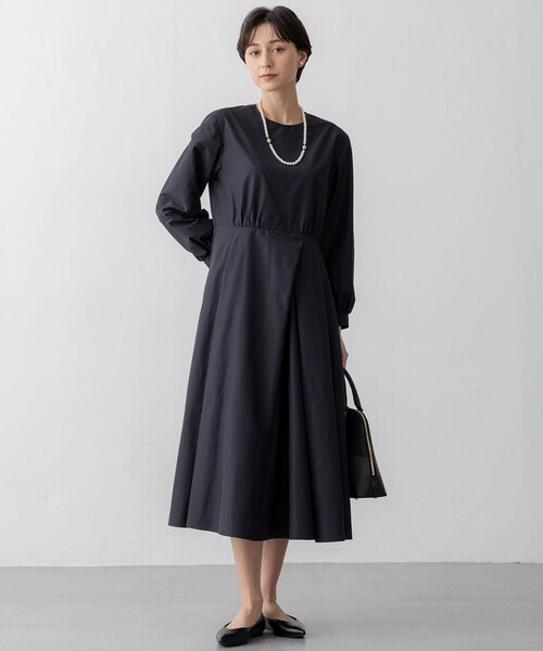 23区(ニジュウサンク)の「【VERYコラボ】ラスタークロス タックワンピース(ワンピース・レディース・ベージュ系/ネイビー系・36/38/40)」の5枚目の写真