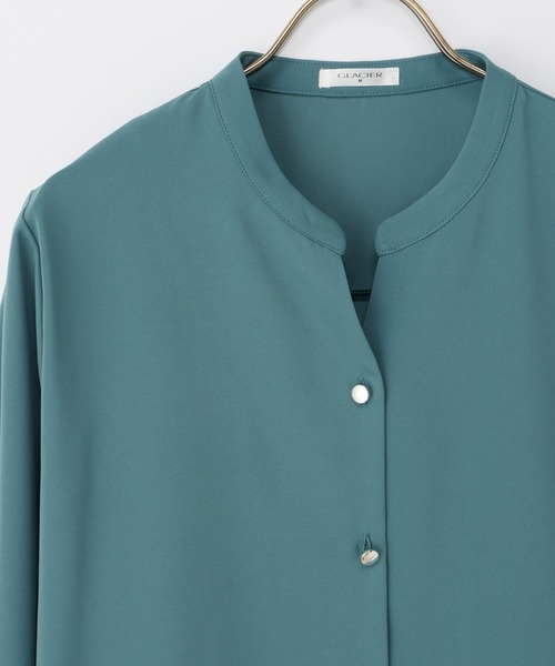 Honeys(ハニーズ)の「スキッパーブラウス(シャツ/ブラウス・レディース・ホワイト×ブラック/グリーン/グレイッシュベージュ/ネイビー/ホワイト・3L/L/LL/M/S)」の7枚目の写真