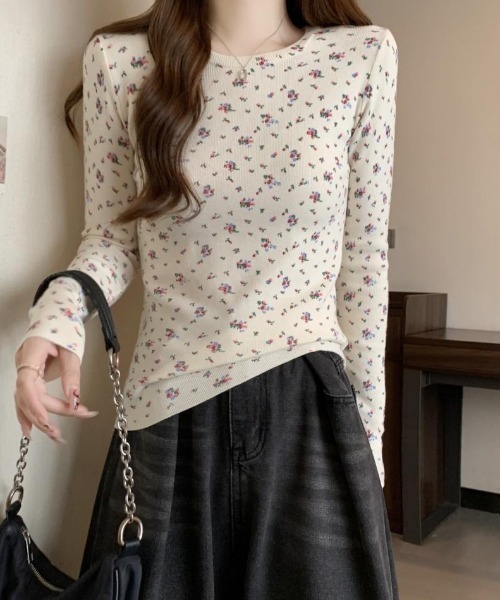 mebole(メボレ)の「フラワーロングスリーブカットソー(Tシャツ/カットソー・レディース・ブラック/グレー/ホワイト・FREE)」の10枚目の写真