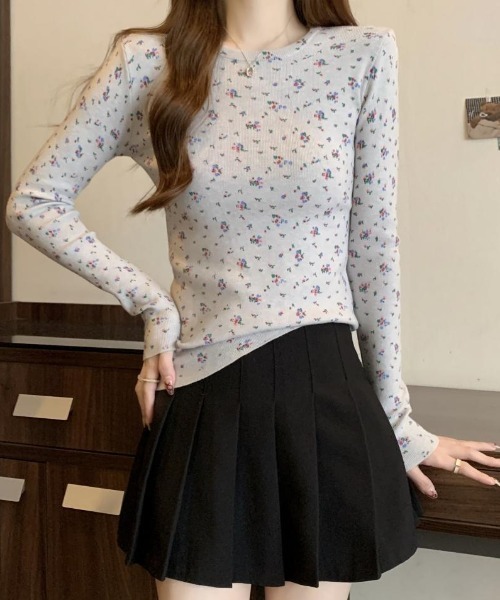 mebole(メボレ)の「フラワーロングスリーブカットソー(Tシャツ/カットソー・レディース・ブラック/グレー/ホワイト・FREE)」の22枚目の写真