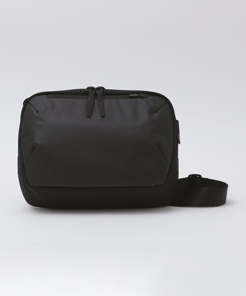 SHIPS(シップス)の「【SHIPS別注】Aer: TECH SLING(ショルダーバッグ・メンズ・ブラック・ONE SIZE)」の9枚目の写真