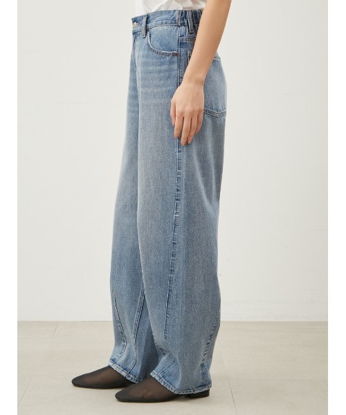 Mila Owen（ミラオーウェン）の「ウエストゴムカーヴィデニム【手洗い可能】（デニムパンツ・レディース・ブルー/ライトブルー/ブラック・0/1）」の10枚目の写真