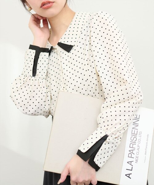 natural couture(ナチュラルクチュール)の「【WEB限定】osono重ね衿配色ブラウス(シャツ/ブラウス・レディース・サックスブルー/ピンク/ドット/ネイビー/ラベンダー/オフホワイト・FREE)」の18枚目の写真