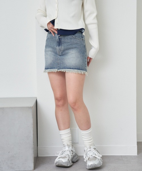 RAY CASSIN（レイカズン）の「ピグメントデニムミニスカート（デニムスカート・レディース・ブラウン/ブルー/ブルー系その他2・M/S）」の3枚目の写真