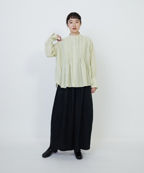 LOISIR(ロワズィール)の「グランジリネンランダムタックブラウス(シャツ/ブラウス・レディース・オフホワイト/ライム・FREE)」の12枚目の写真