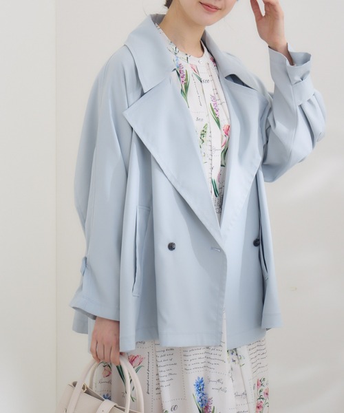 KATHARINE ROSS(キャサリンロス)の「【KATHARINE ROSS】〈UVカット・撥水加工・接触冷感〉ビックカラーハーフコート(トレンチコート・レディース・ライトグレー/グレイッシュベージュ・MEDIUM)」の2枚目の写真