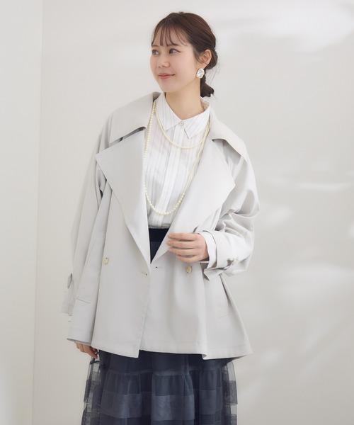 KATHARINE ROSS(キャサリンロス)の「【KATHARINE ROSS】〈UVカット・撥水加工・接触冷感〉ビックカラーハーフコート(トレンチコート・レディース・ライトグレー/グレイッシュベージュ・MEDIUM)」の15枚目の写真