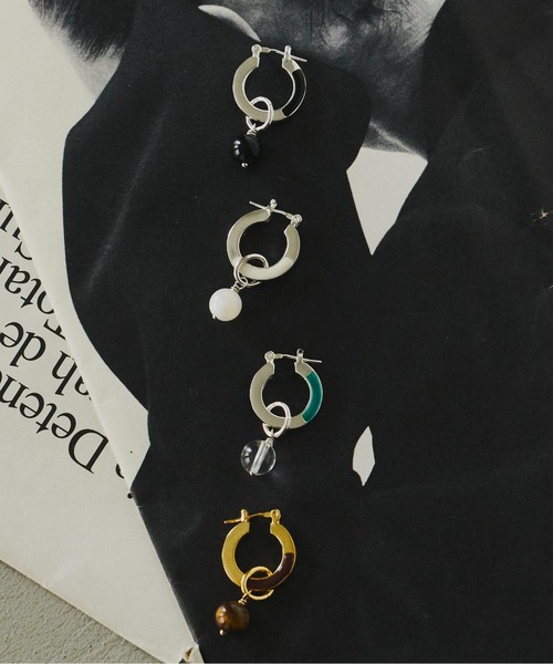 loni(ロニ)の「Color Peak Stone Pierce(ピアス(両耳用)・レディース・ホワイト/ブラウン/グリーン/ブラック・FREE)」の5枚目の写真