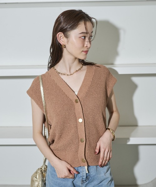 Shelly island（シェリーアイランド）の「ゴールドボタンVネックベスト（ベスト・レディース・ベージュ/ブラック・FREE）」の19枚目の写真