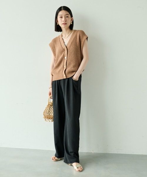 Shelly island（シェリーアイランド）の「ゴールドボタンVネックベスト（ベスト・レディース・ベージュ/ブラック・FREE）」の17枚目の写真