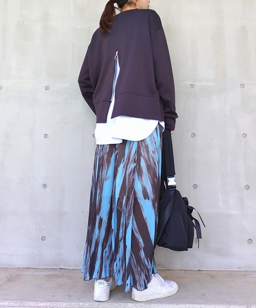 Q(キュー)の「スクエア箔プリントロンT(Tシャツ/カットソー・レディース・ブラック/ホワイト・MEDIUM)」の9枚目の写真