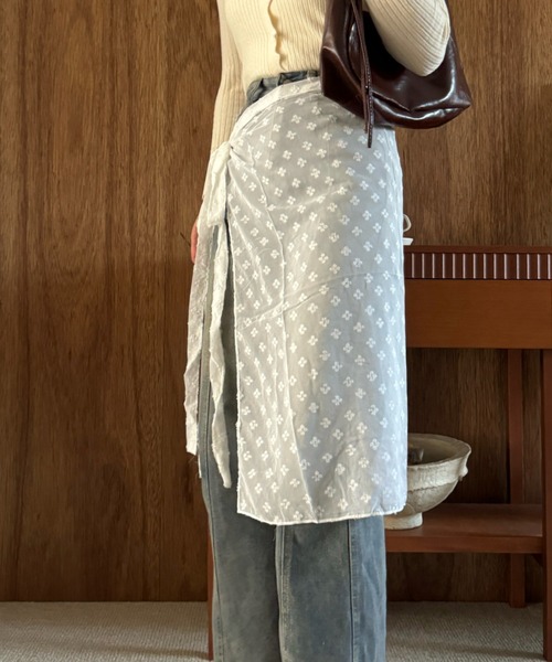 efill(エフィル)の「ドット フラワー シアー レイヤード 巻きスカート(スカート・レディース・ホワイト・FREE)」の19枚目の写真