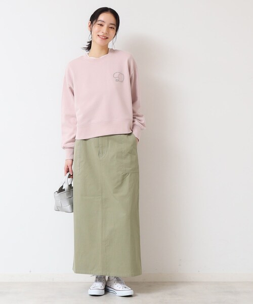 新品♡デッサン Dessin♡スタッズDマーク付き クロップド丈スウェット♡ セール】【洗える】スタッズDマーク付きクロップド丈スウェット