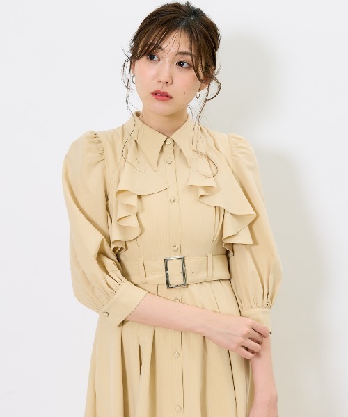 AND COUTURE（アンドクチュール）の「ストライプフリルケープワンピース（ワンピース・レディース・ベージュ系その他/ホワイト系その他/ブルー系その他/グレー系その他・FREE）」の12枚目の写真