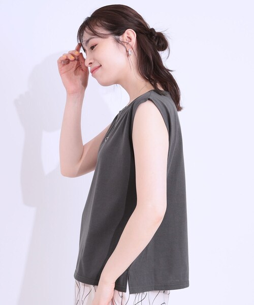 SHOO・LA・RUE(シューラルー)の「【2点セット】インせず着られるシアーニット+タンクトップ(その他トップス・レディース・ライトグレー/グリーン/ブラック/イエロー系その他・01/02/03)」の9枚目の写真