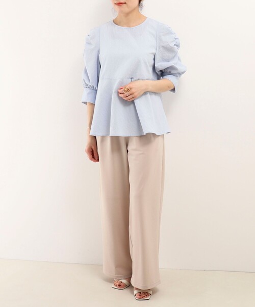 MICO COULIER(ミコクリエ)の「カラミタンブラーブラウス(シャツ/ブラウス・レディース・サックスブルー/ブラック/オフホワイト・38)」の5枚目の写真