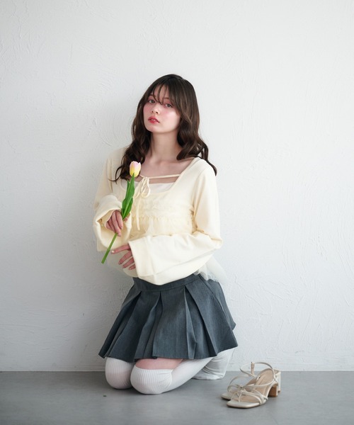 fupel（フぺル）の「tulle ruffle peplum tops / チュールフリルペプラムトップス（ニット/セーター・レディース・アイボリー/ライトグリーン・FREE）」の4枚目の写真