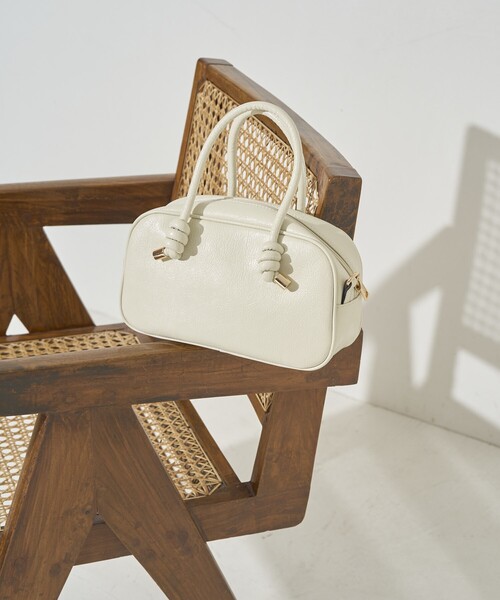 FREAK'S STORE(フリークスストア)の「限定展開 2WAY ハンドル ショルダー ボストンバッグ(ボストンバッグ・レディース・ブラック/シルバー/ナチュラル・ONE SIZE)」の2枚目の写真