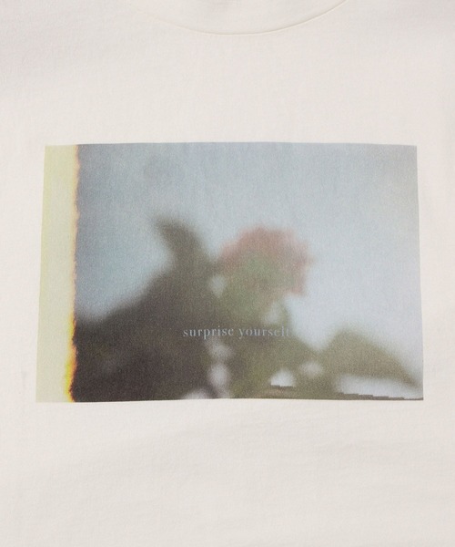 mysty woman（ミスティウーマン）の「【花盛友里さんコラボ】コラボフォトショートTシャツ 493897（Tシャツ/カットソー・レディース・ホワイト系その他4/ホワイト系その他2/ホワイト系その他3/ホワイト系その他・FREE）」の8枚目の写真