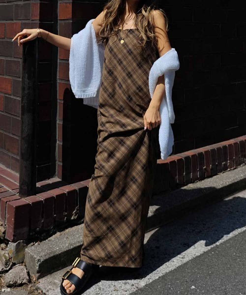 esutoreja（エストレジャ）の「チェックキャミソールワンピース（ワンピース・レディース・ブラック/ブラウン/レッド・FREE）」の3枚目の写真