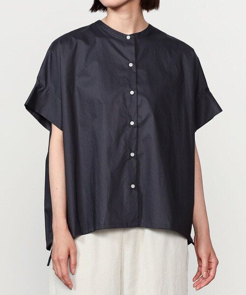 nicholson&nicholson(ニコルソンアンドニコルソン)の「nicholson & nicholson | 〈別注〉コットン 半袖ブラウス WOMEN(シャツ/ブラウス・レディース・ネイビー/カーキ・38)」の12枚目の写真