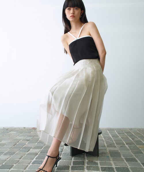 CODE A（コードエー）の「design cut camisole（タンクトップ・レディース・ブラック系4/ホワイト系5/ブラック/ホワイト・00）」の6枚目の写真