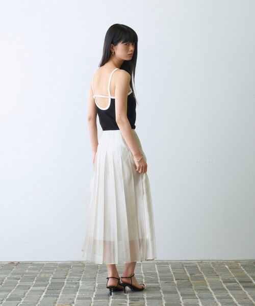 CODE A（コードエー）の「design cut camisole（タンクトップ・レディース・ブラック系4/ホワイト系5/ブラック/ホワイト・00）」の5枚目の写真