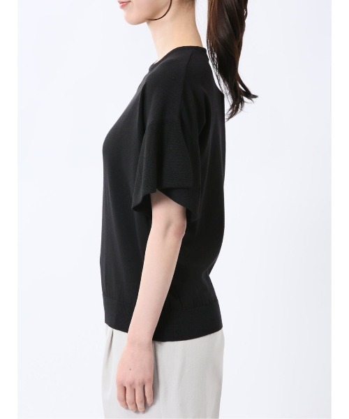 m.f.editorial（エムエフエディトリアル）の「【ハンドウォッシャブル】m.f.エディトリアル レディース クルーネック フレア袖 ニットプルオーバー（ニット/セーター・レディース・ブラック/ピンク系その他/ホワイト・MEDIUM/LARGE）」の12枚目の写真