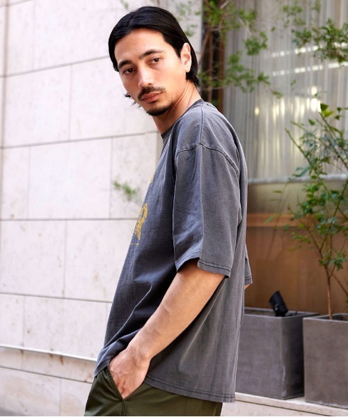 THRASHER(スラッシャー)の「『THRASHER/スラッシャー』GAME LOGO PIGMENT半袖TEE (Tシャツ/カットソー・メンズ・ブラウン/ブラック系2/ブラック系4/ブルー/ブラック系1・L/M)」の19枚目の写真