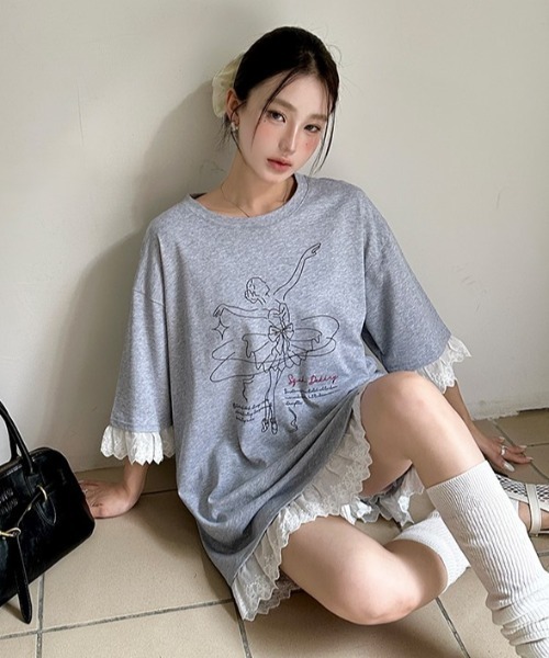 DIAVEL(ディアベル)の「オーバーサイズレース裾半袖Tシャツ(Tシャツ/カットソー・レディース・グレー/ホワイト・M)」の2枚目の写真