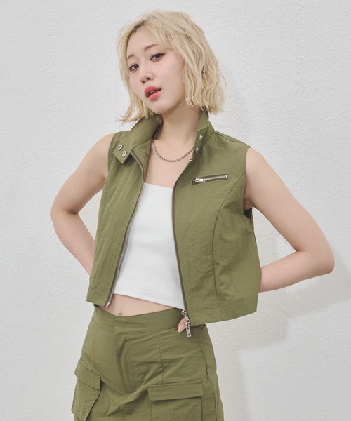 ENVYM（アンビー）の「ジップポイントベスト（ベスト・レディース・アイボリー/ブラック/カーキ・FREE）」の19枚目の写真