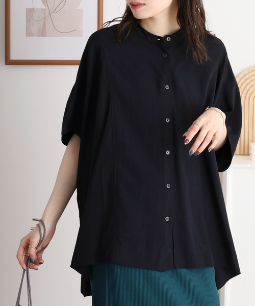 atONE(アットワン)の「RNクールタッチ接触冷感前開きワイドブラウス(シャツ/ブラウス・レディース・ベージュ/ブラック/オフホワイト/ブルー・L/M/3L/LL)」の3枚目の写真