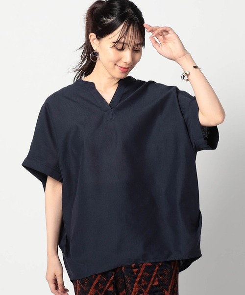 Grand PARK（グランドパーク）の「爽やか吸水速乾リネン　スキッパーシャツ（シャツ/ブラウス・レディース・ネイビー/ラベンダー/イエロー/ホワイト/グリーン/サックスブルー・FREE）」の3枚目の写真