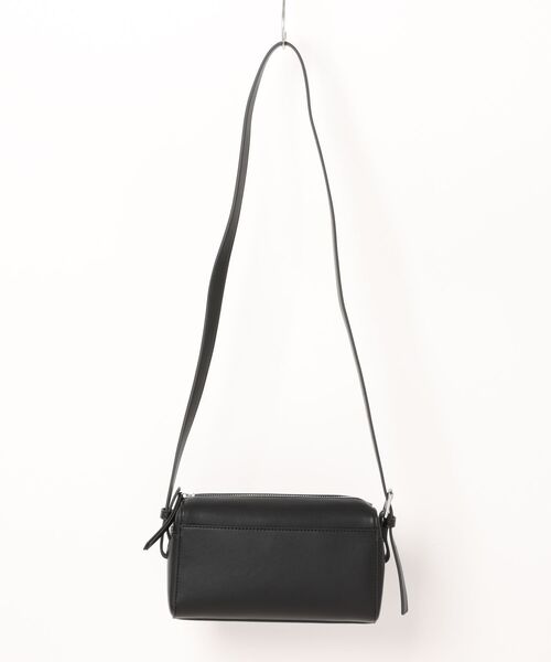 A.P.C.（アーペーセー）の「Nino カメラバッグ（ショルダーバッグ・メンズ・ブラック・ONESIZE）」の6枚目の写真